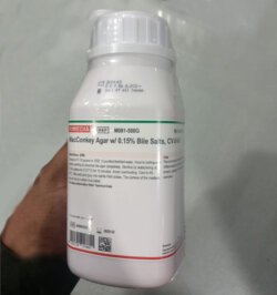 Himedia MacConkey Agar with 0.15% Bile Salts, CV and NaCl, 500 gm