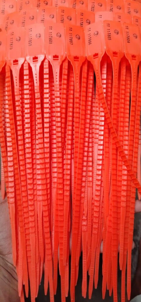 Plastic Security Seal Tamper Evident Locking Seal 100pcs Real Photo